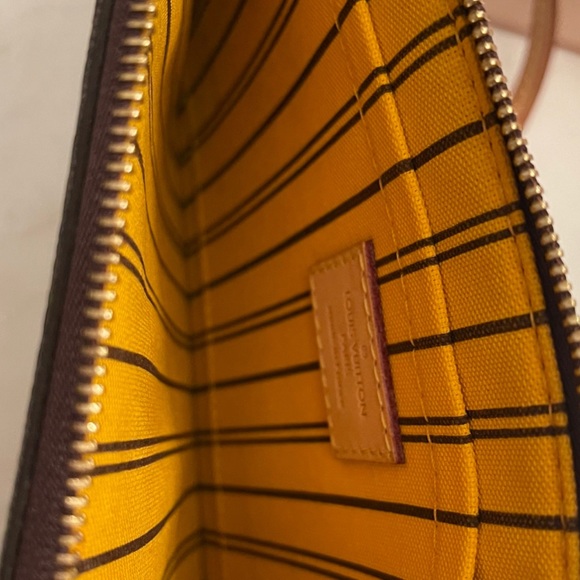 louis vuitton - Picture 4 of 10